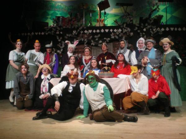 644178_883640884551_2085531497_n